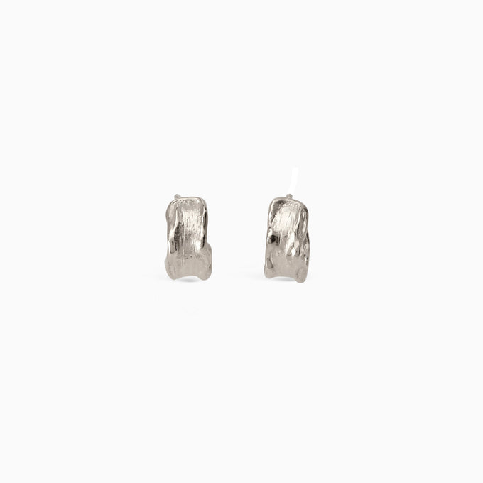 Petra Huggies | White Gold