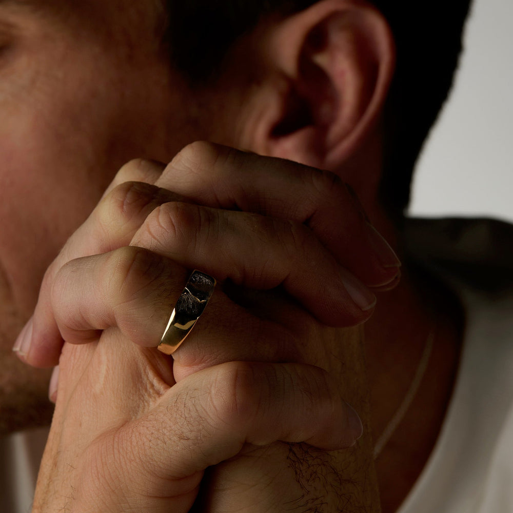 Impression™ Rectangle Signet Ring | Yellow Gold