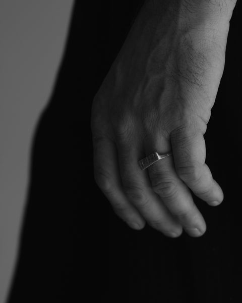 Curved Veil Ring | Silver