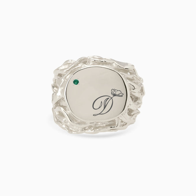 Engraved Ivy Signet Ring | Silver
