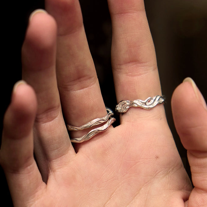 Delicate Sculpt Ring | Silver