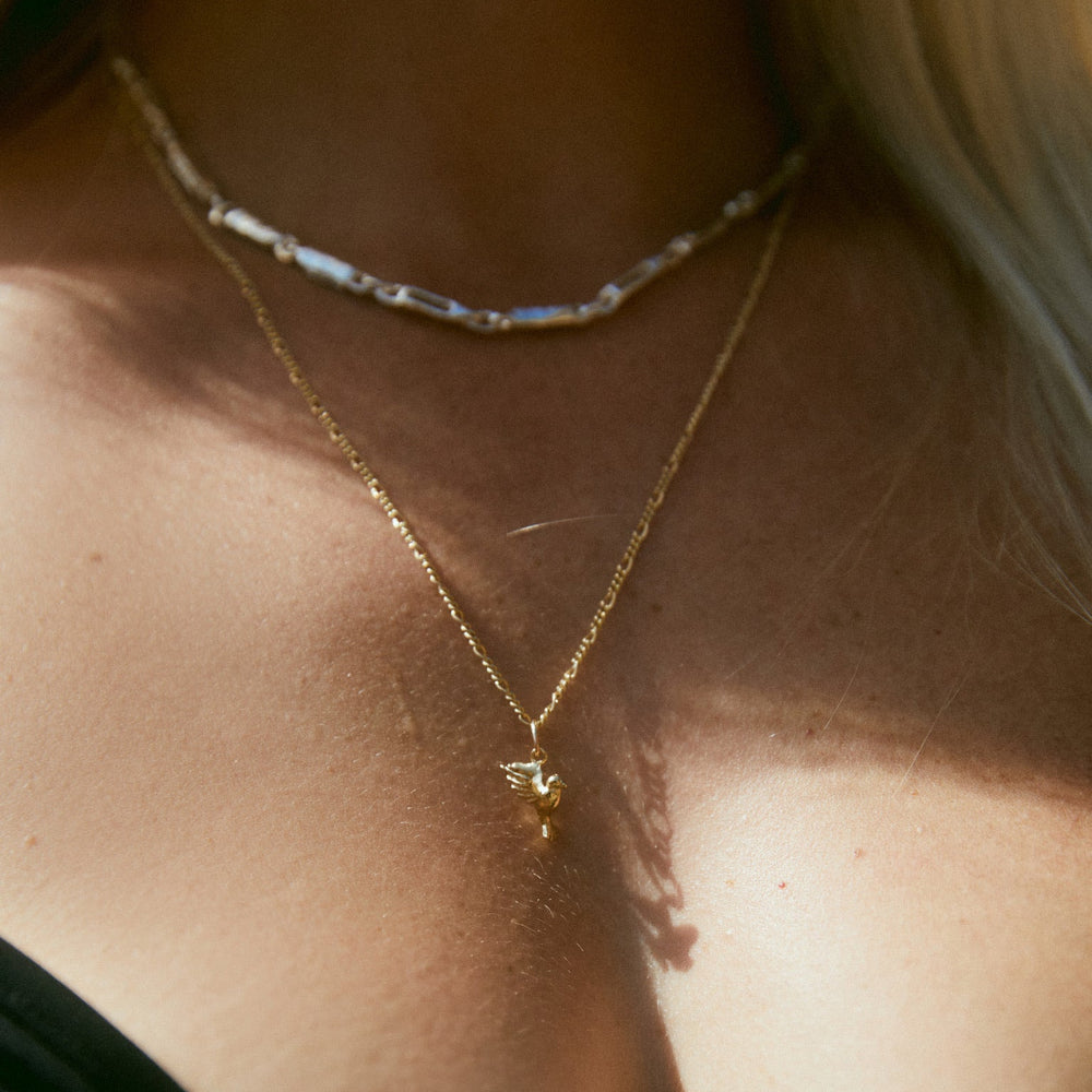 Birthstone Bluebird Pendant | Yellow Gold