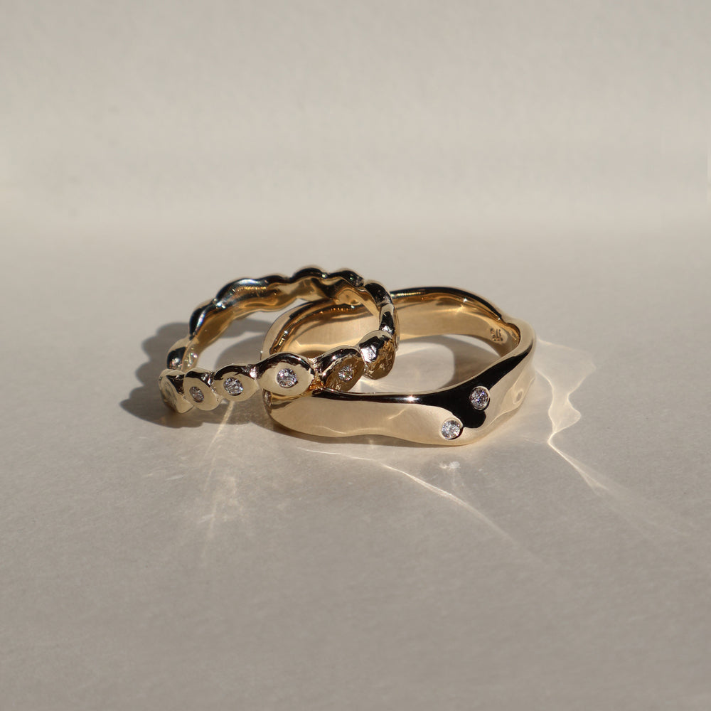Pebble Stone Circuit Ring | Solid Yellow Gold