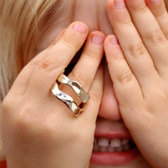 Impression™ Wave Ring | Yellow Gold