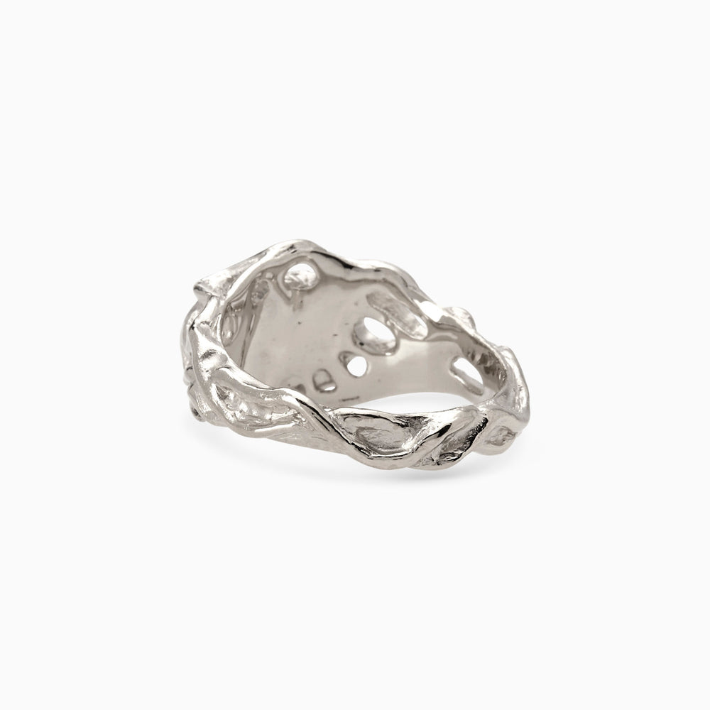Ivy Oval Stone Signet Ring | White Gold