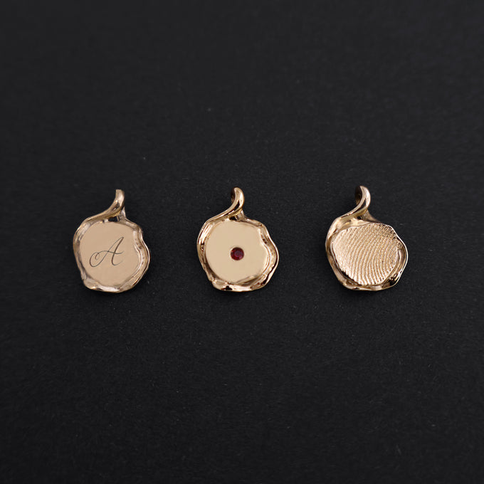 X-Mini Custom Wave Pendant (Stone & Engraving) | Yellow Gold