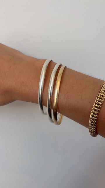 Classic Bangle | Silver