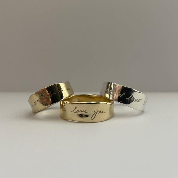 Signature Band Ring | Yellow Gold