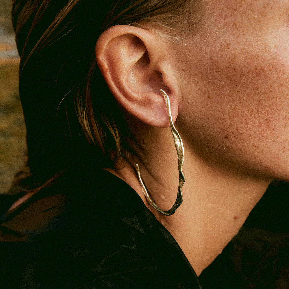 Sculpt Teardrop Hoops | Yellow Gold