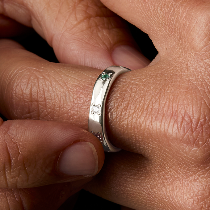 Signature Stone Band Ring | Silver