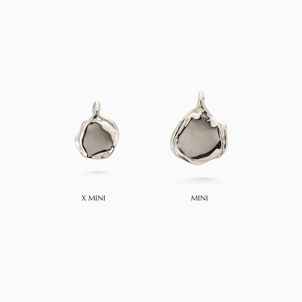 X-Mini Custom Wave Pendant (Stone & Engraving) | White Gold