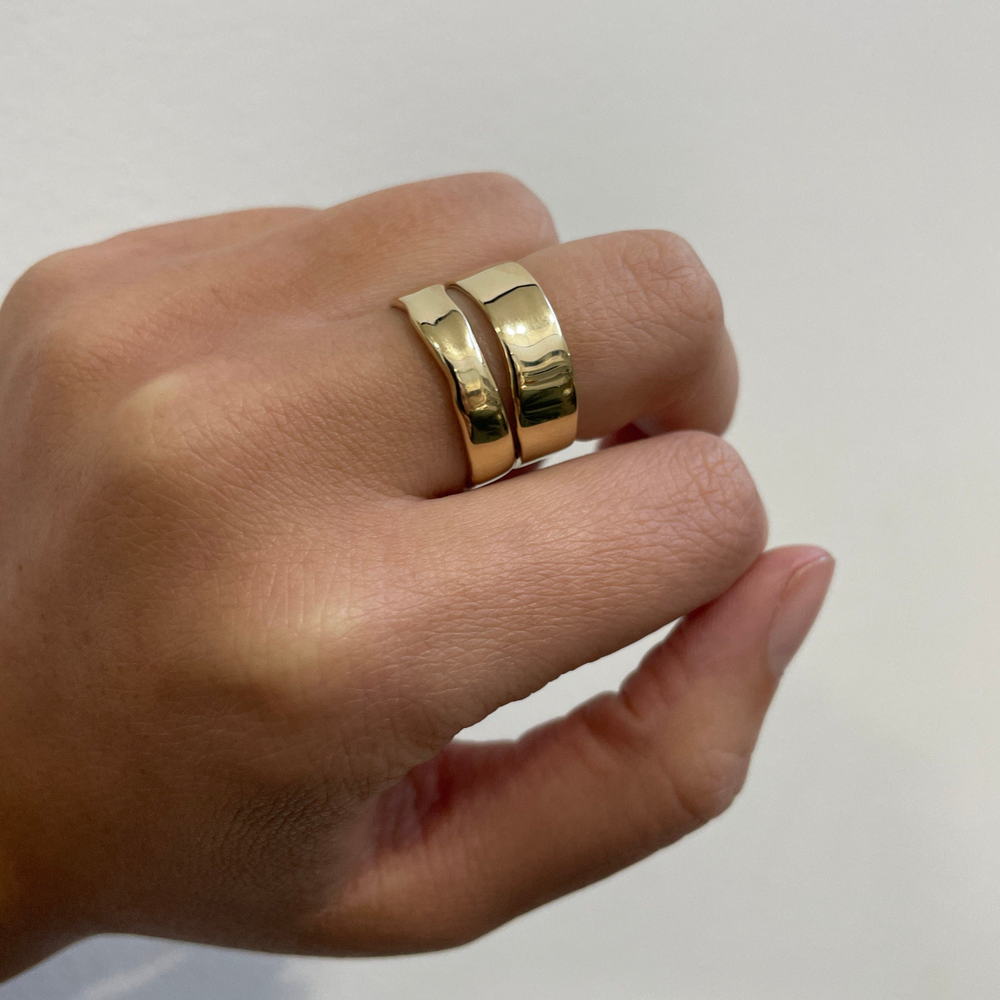 Signature Band Ring | Yellow Gold