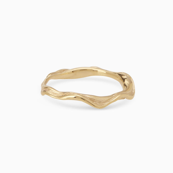 Delicate Sculpt Ring | Yellow Gold