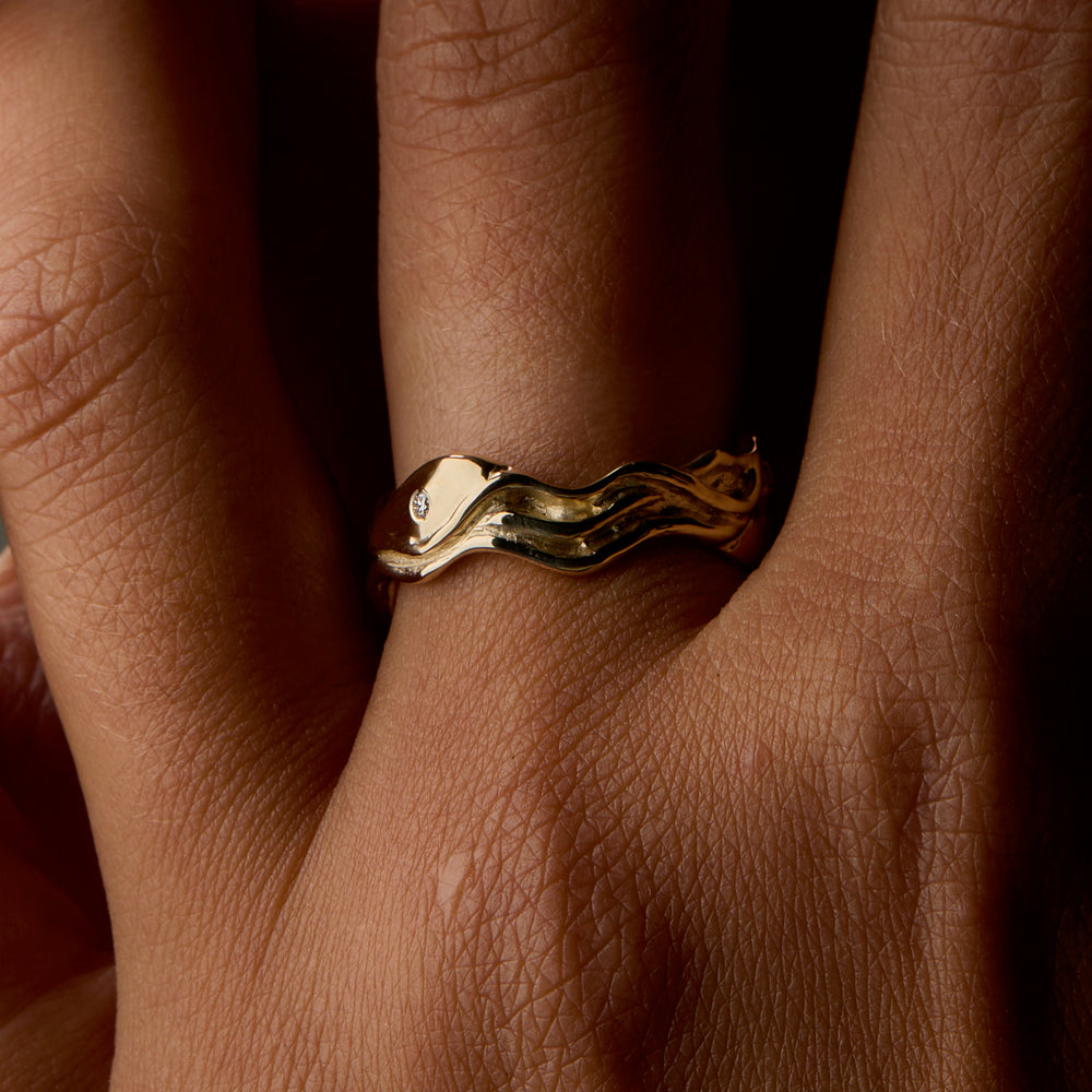 Sculpt Stone Band Ring | Yellow Gold