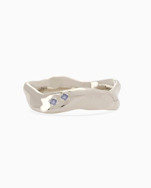 Custom Wave Ring (Stone & Engraving) | Silver