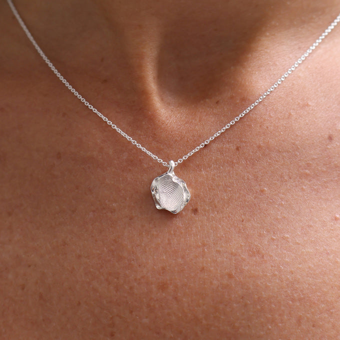 Impression™ Wave Pendant | Silver