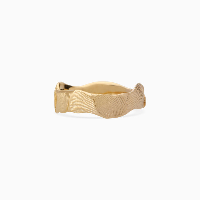 Impression™ Wave Ring | Yellow Gold