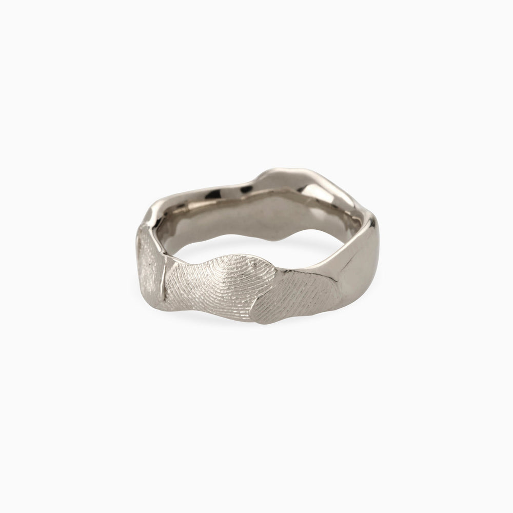 Impression™ Wave Ring | White Gold