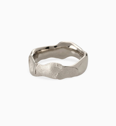 Impression™ Wave Ring | White Gold