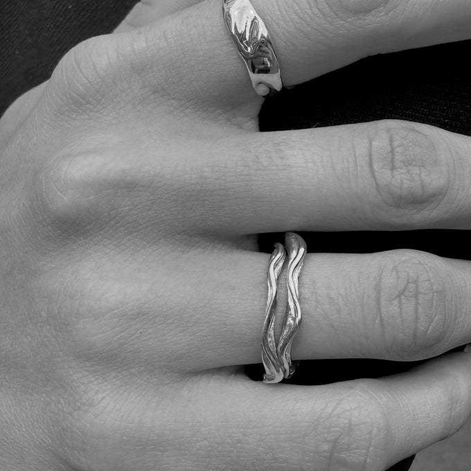 Delicate Sculpt Ring | Silver