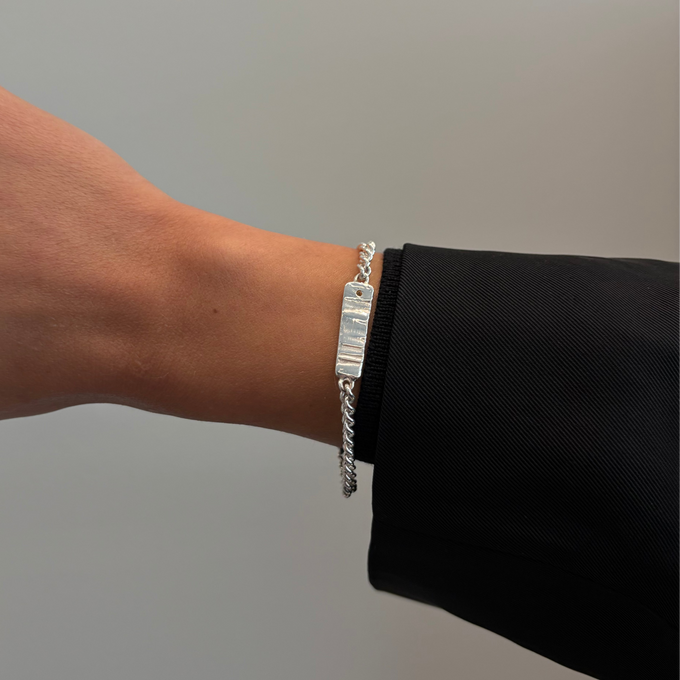 Anvil Tag Stone Bracelet | Silver