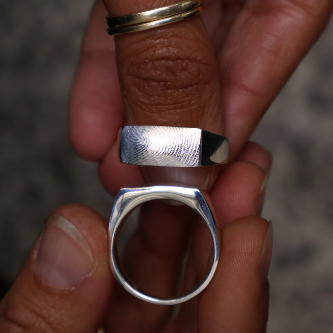 Impression™ Rectangle Signet Ring | Silver