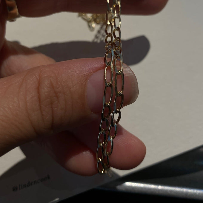 Fine Ribbon Link Necklace | Yellow Gold