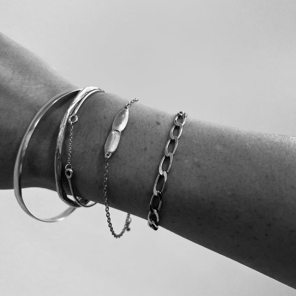 Impression Bar Bracelet | Silver