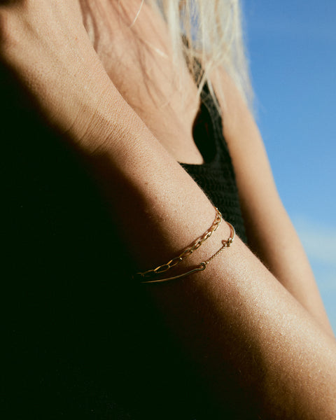 Fine Ribbon Link Bracelet | Yellow Gold