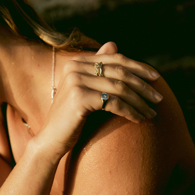 Sculpt Band Ring | Yellow Gold
