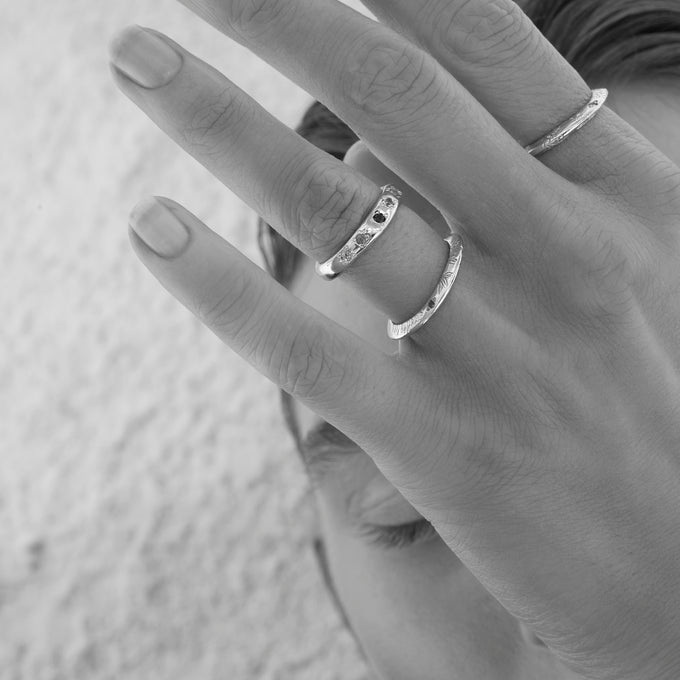 Collective Stone Ring | Solid White Gold