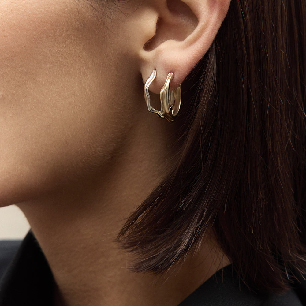 Wave Hoops | White Gold