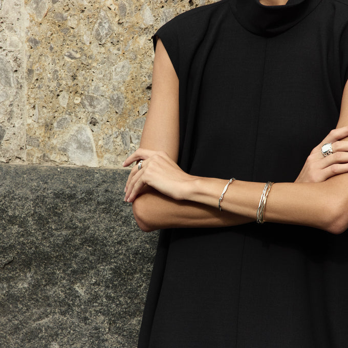 Sculpt Bangle | White Gold