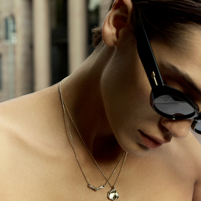 Sculpt Bar Necklace | Yellow Gold