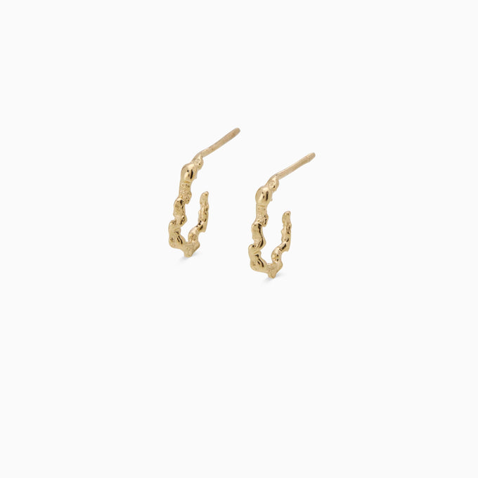 Sculpt Huggies | Yellow Gold