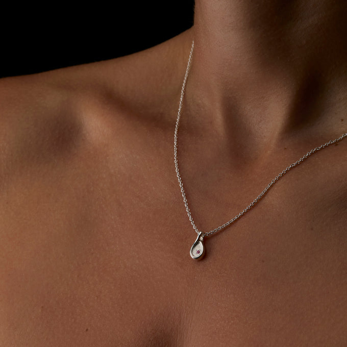 Custom Forma Pendant (Stones & Engraving) | Silver