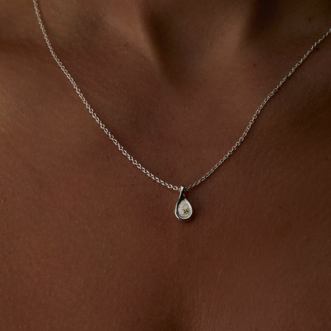 Custom Forma Pendant (Stones & Engraving) | Silver