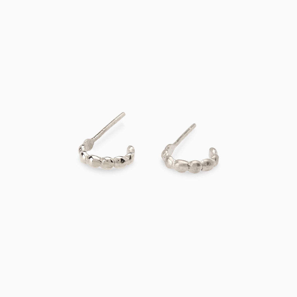 Pebble Huggies | Silver