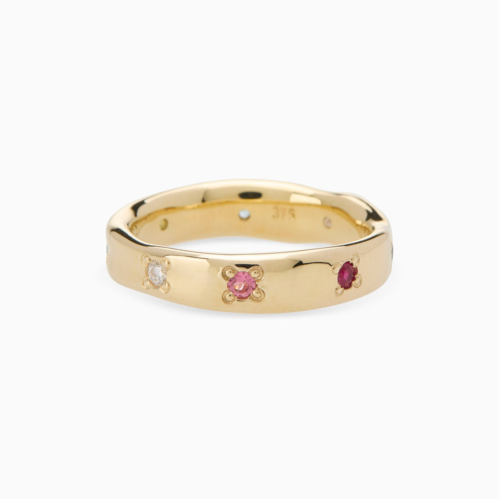 Signature Stone Band Ring | Solid Yellow Gold
