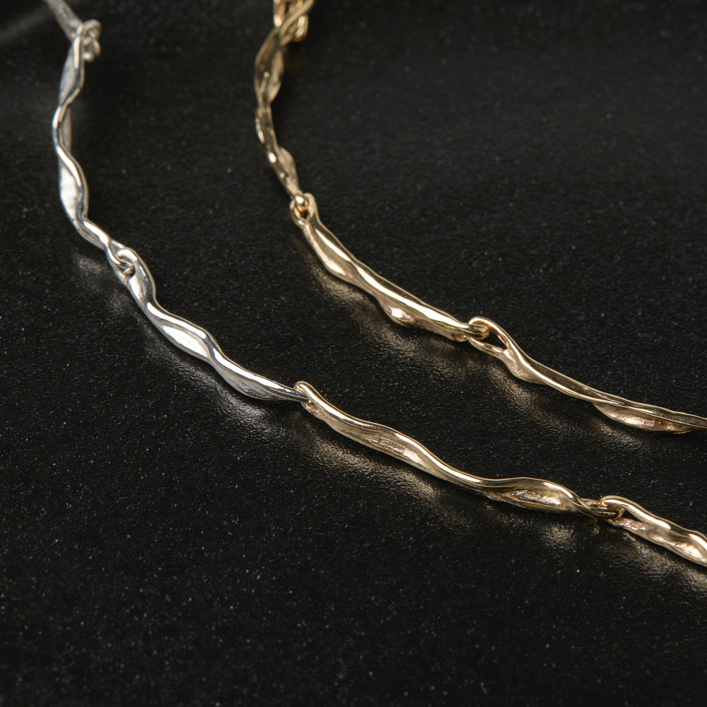 Sculpt Necklace | White Gold
