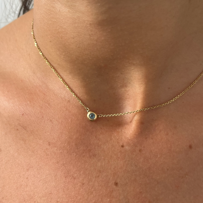 Pebble Stone Necklace | Yellow Gold