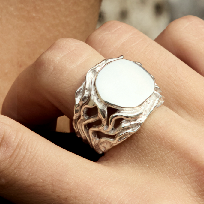 Ivy Signet Ring | Silver