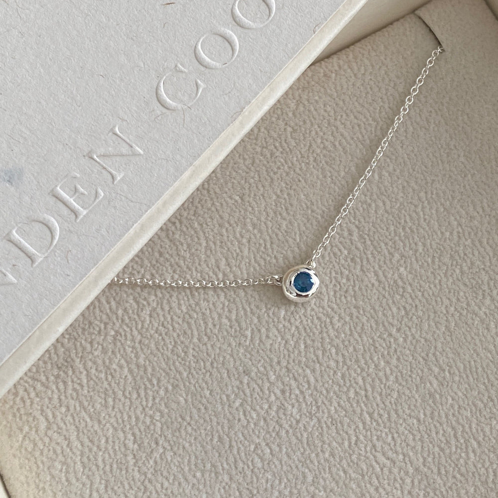 Pebble Stone Necklace | Silver