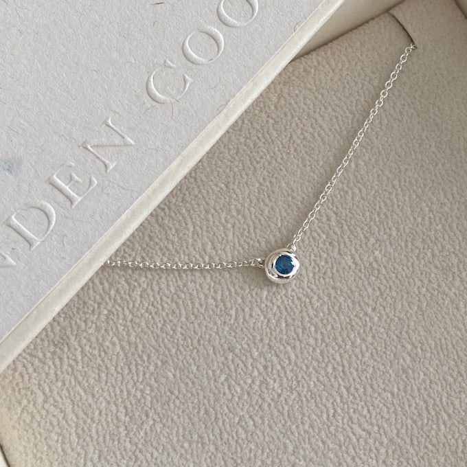 Pebble Stone Necklace | Silver