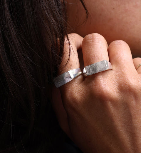Impression™ Rectangle Signet Ring | Silver