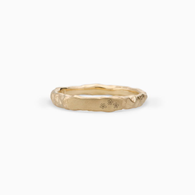 Engraved Kindred Ring | Yellow Gold