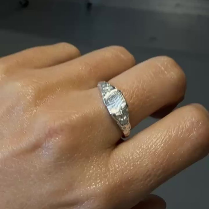 Impression™ Slate Signet Ring | Silver