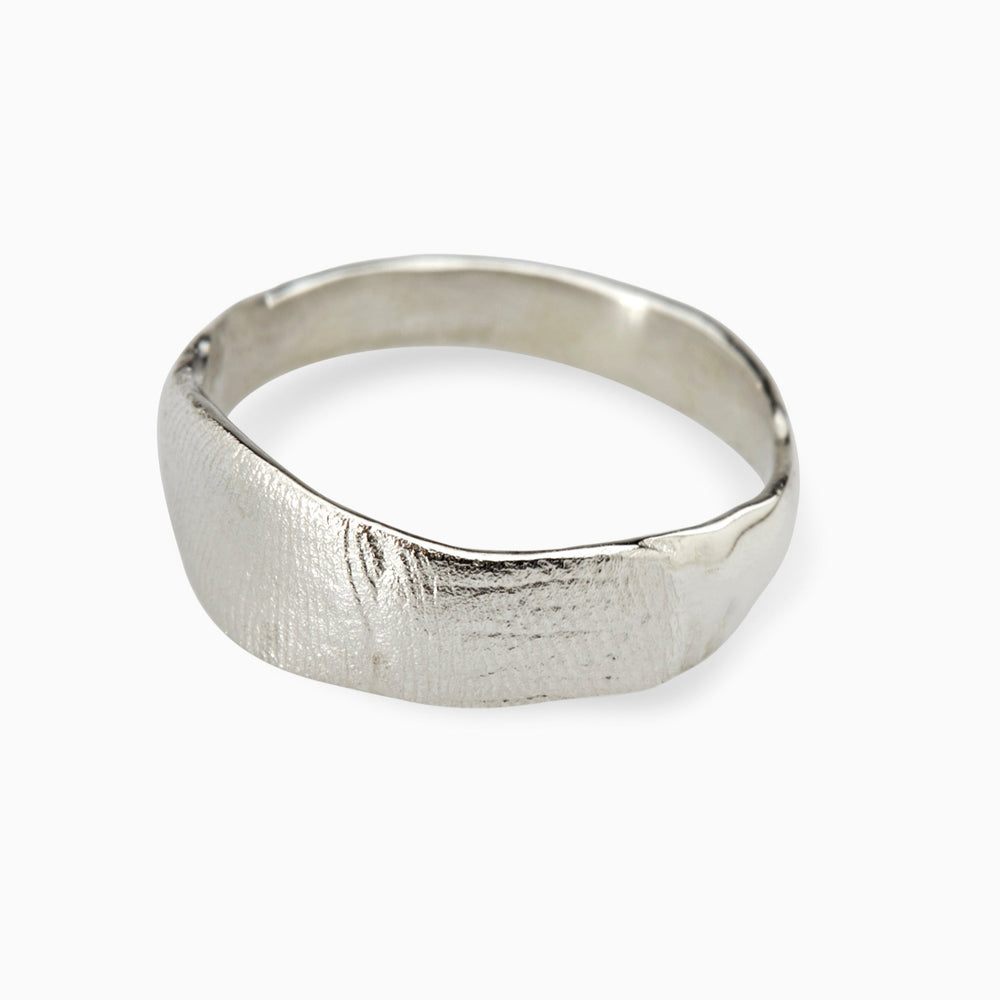 Impression Band Ring | White Gold