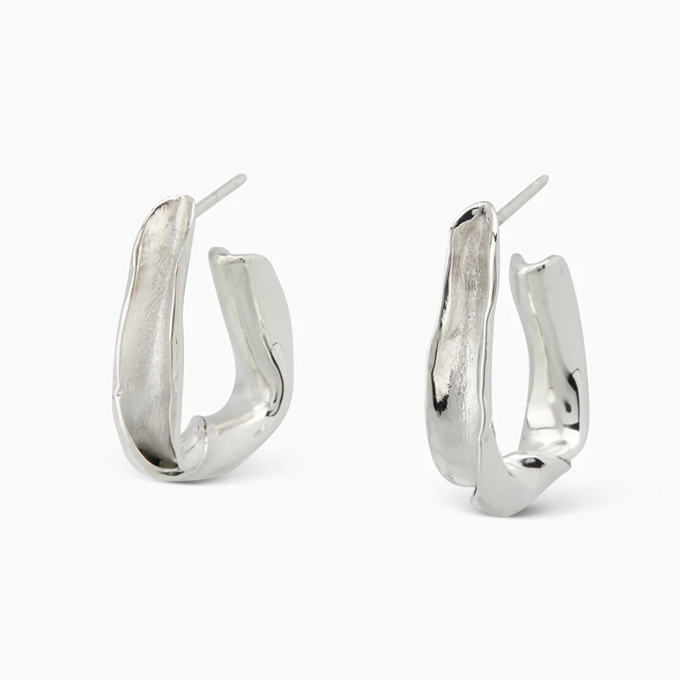 Triangle Twist Hoops | Silver