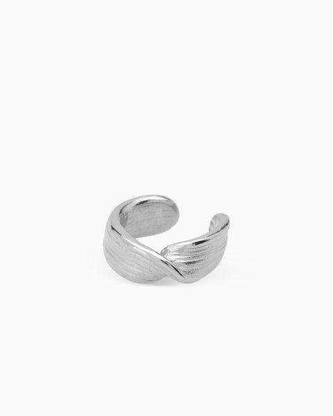 Twist Ear Cuff | Silver